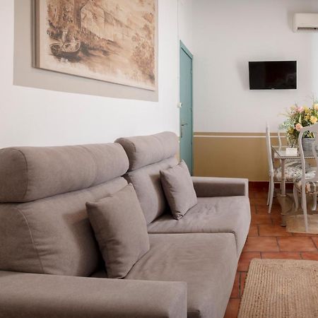 A 20 Metros De La Mezquita Catedral ,Apartamentos Turistico Cespedes 5 Kordoba Bagian luar foto