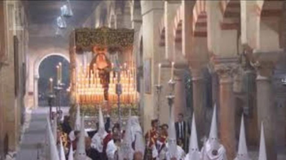 A 20 Metros De La Mezquita Catedral ,Apartamentos Turistico Cespedes 5 Kordoba Bagian luar foto
