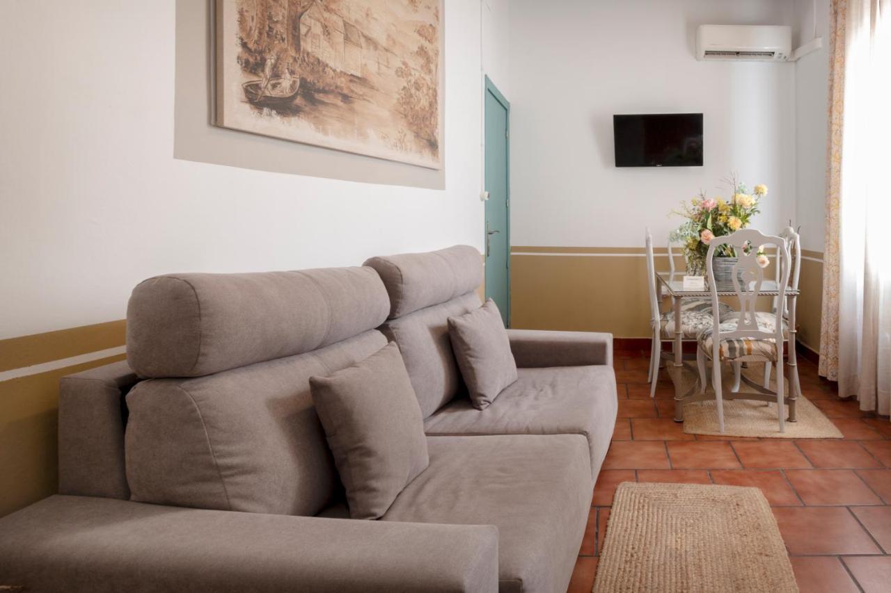 A 20 Metros De La Mezquita Catedral ,Apartamentos Turistico Cespedes 5 Kordoba Bagian luar foto