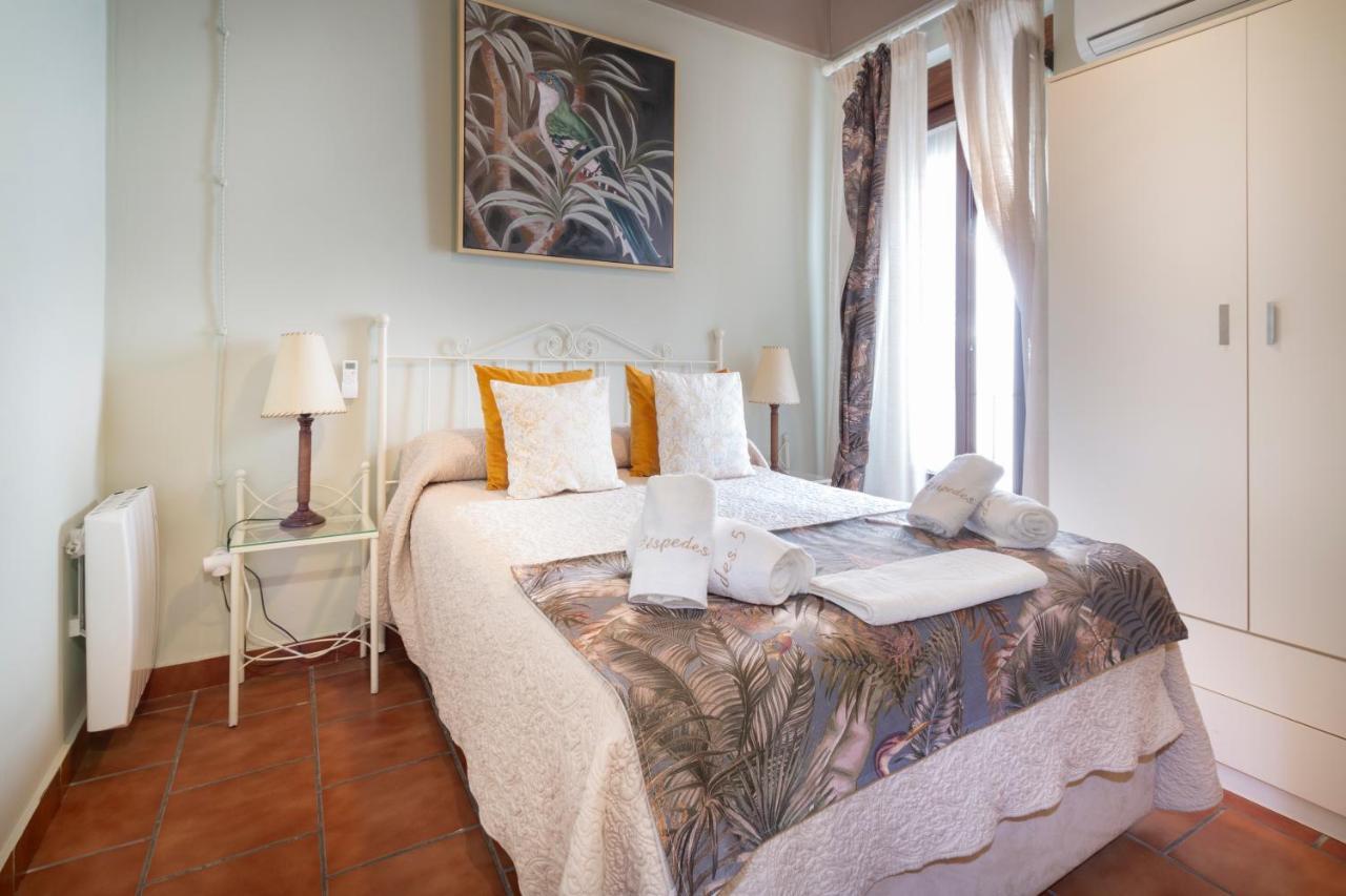A 20 Metros De La Mezquita Catedral ,Apartamentos Turistico Cespedes 5 Kordoba Bagian luar foto